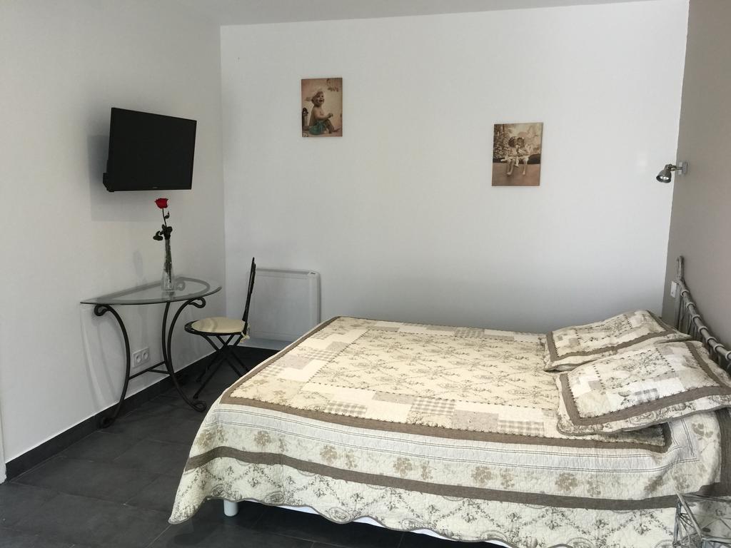 Chambres D'Hotes Le Mas Du Bijou Bleu Puget-sur Argens Eksteriør bilde
